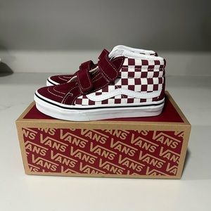 NWT Kids Vans Sk8-Mid Reissue Shoes